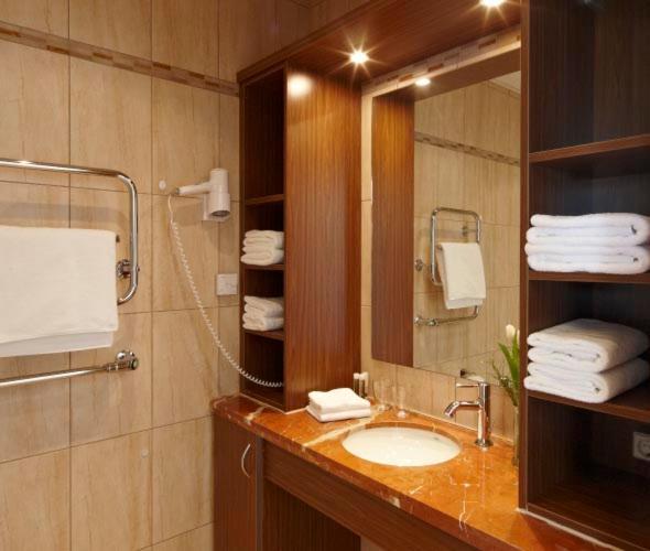 Froejel Resort & Spa ภายนอก รูปภาพ