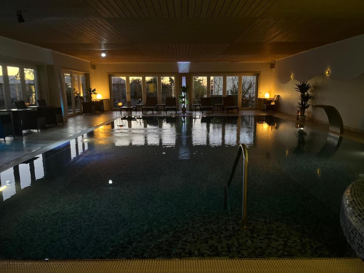 Froejel Resort & Spa ภายนอก รูปภาพ