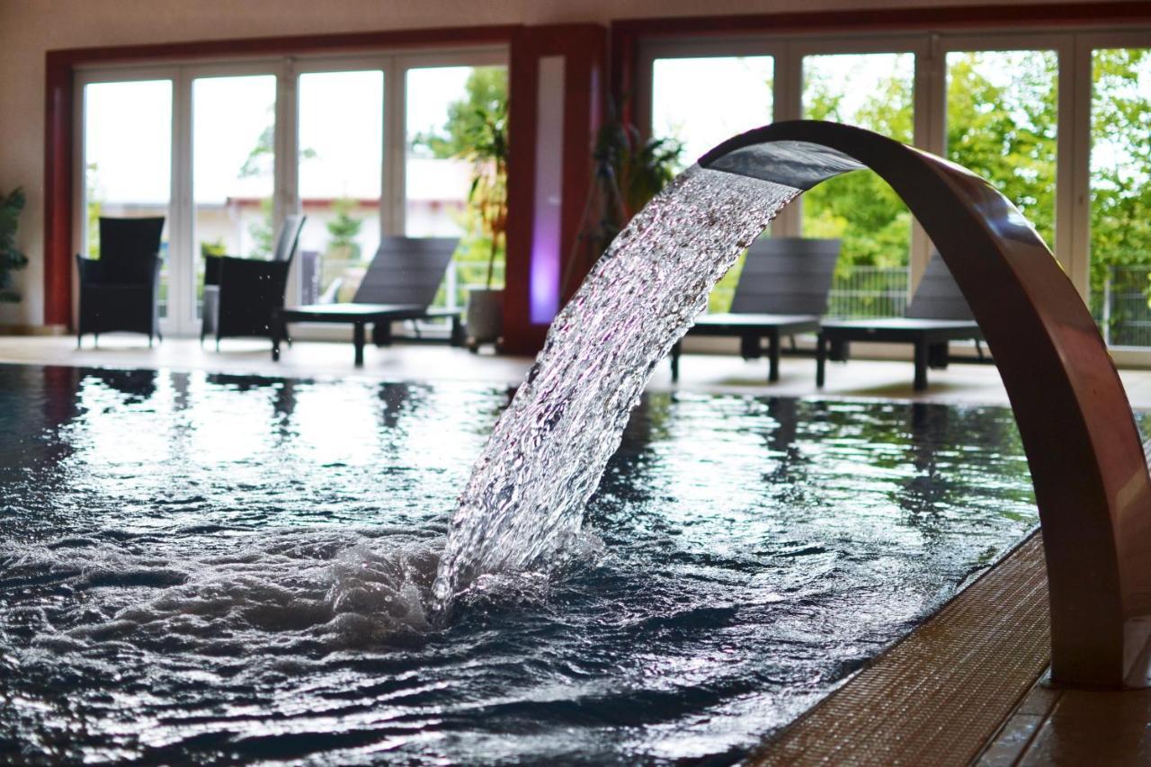 Froejel Resort & Spa ภายนอก รูปภาพ